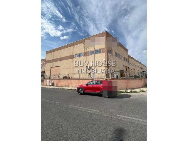 Nave industrial en venta en Illescas photo 0