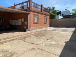 Chalet en venta en Puerto Real, Villanueva Golf photo 0