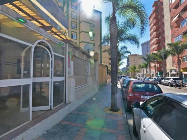 Local comercial en venta en Fuengirola photo 0