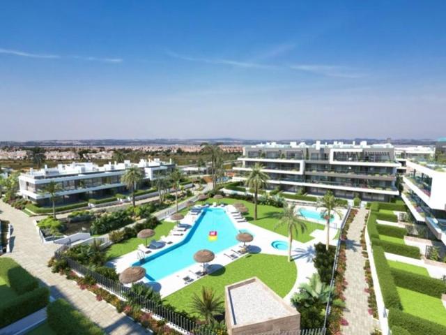 Apartamento en venta en Torrevieja photo 0