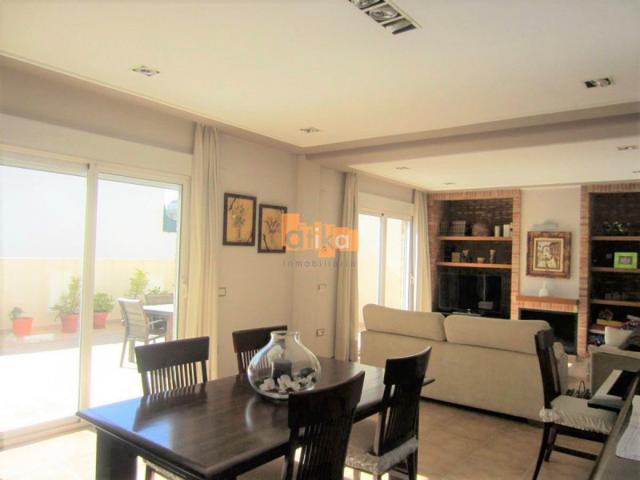 Adosada en venta en Bétera, L'alcudia De Crespins photo 0