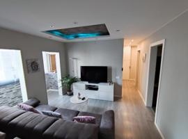 Piso en venta en L'Hospitalet de Llobregat, Santa Eulalia photo 0