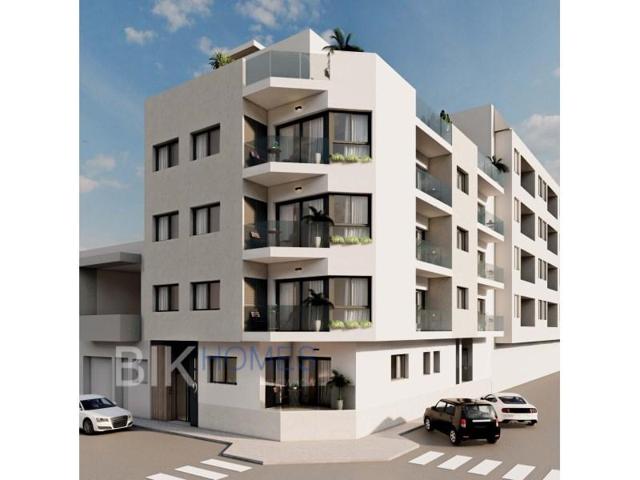 Apartamento en venta en Guardamar del Segura photo 0