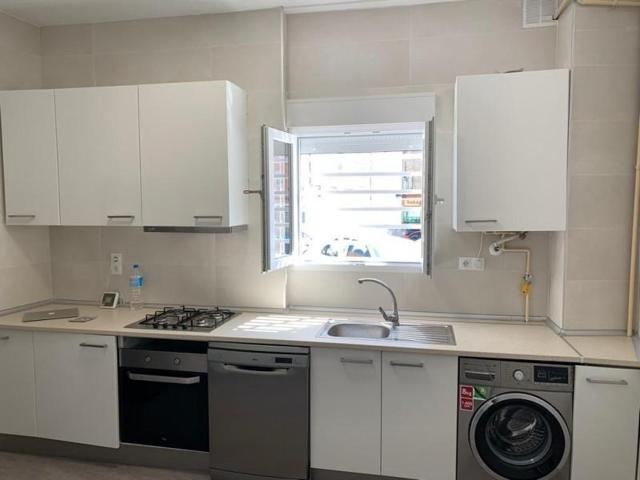 Apartamento en venta en Madrid, Ventas photo 0