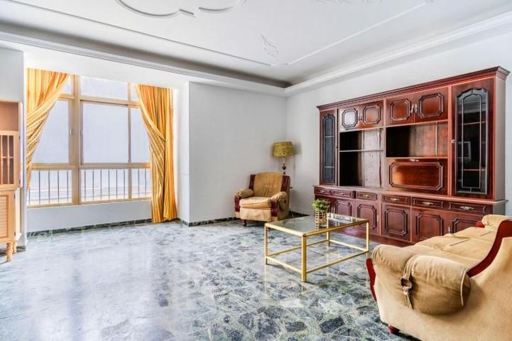 Casa en venta en Chiclana de la Frontera, Avenida la libertad photo 0