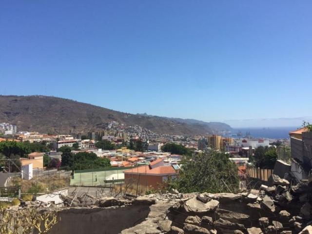 Terreno en venta en Santa Cruz de Tenerife, Vistabella photo 0