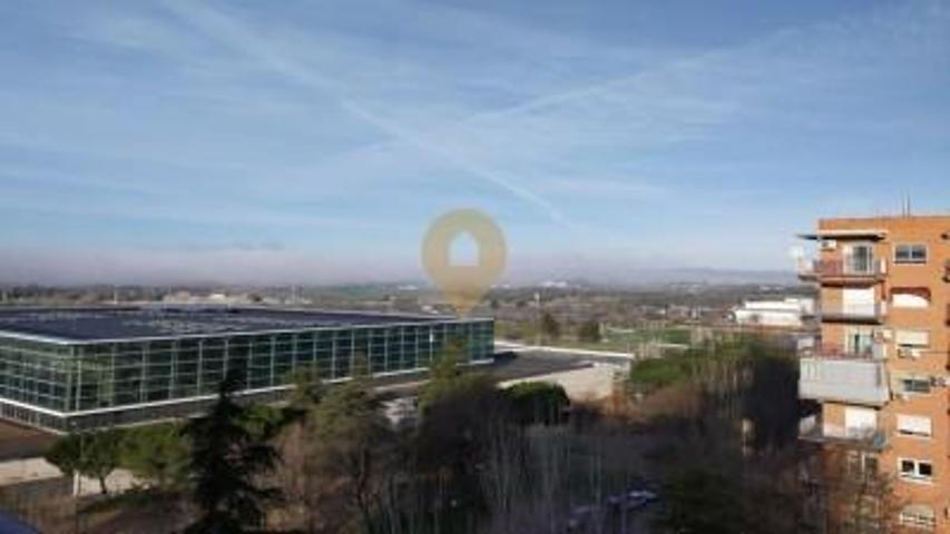 Piso en venta en Móstoles photo 0