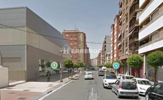 Local comercial en venta en Logroño, Avda. La Paz photo 0