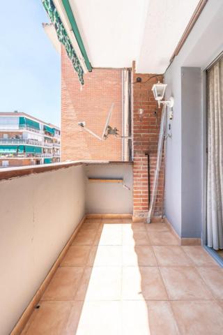 Piso en venta en Madrid, Canillas photo 0