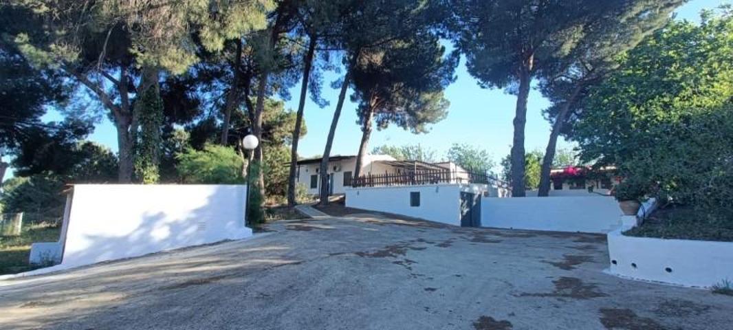 Casa en venta en Rociana del Condado, Rociana photo 0