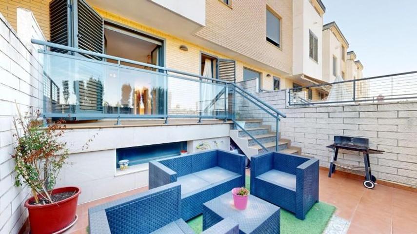 Adosada en venta en Sueca, Pueblo photo 0