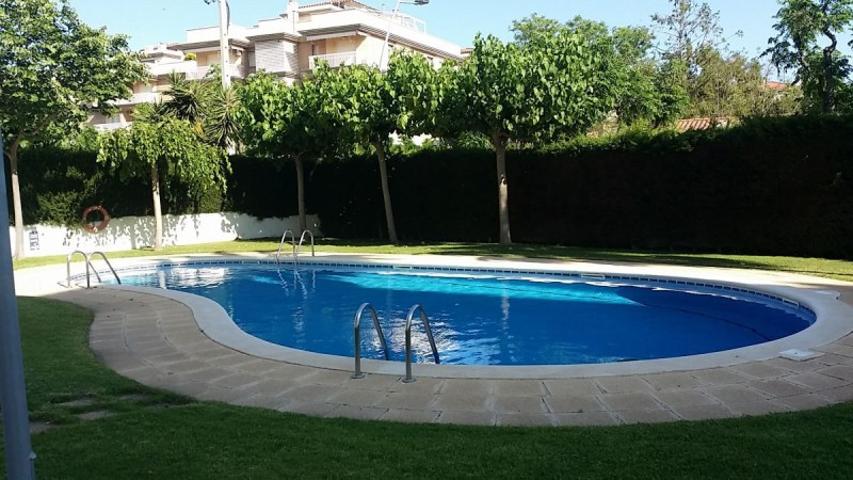 Piso en venta en Cambrils, Puerto photo 0