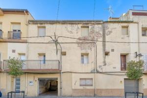 Casa en venta en Vilafant, Vilafant photo 0