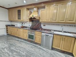 Adosada en venta en La Roda, Cruces photo 0