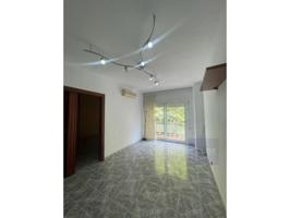 Piso en venta en Barcelona photo 0