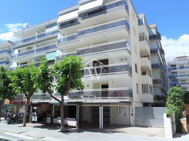 Apartamento en venta en Salou photo 0