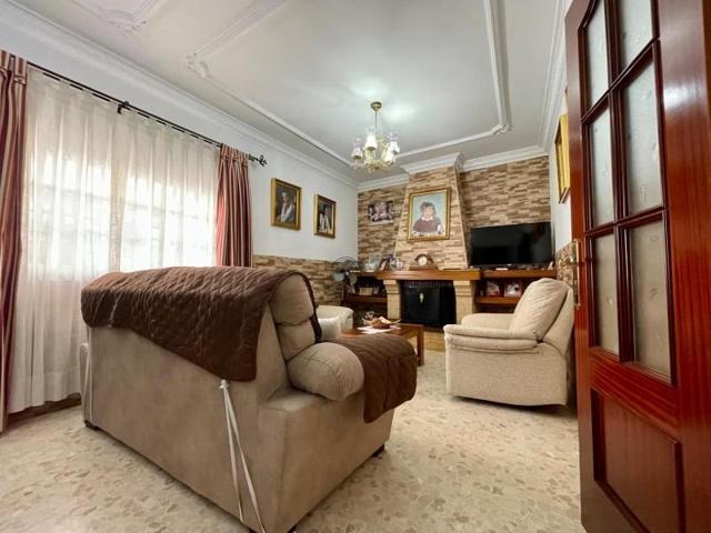 Casa en venta en Chiclana de la Frontera, Fuente amarga photo 0