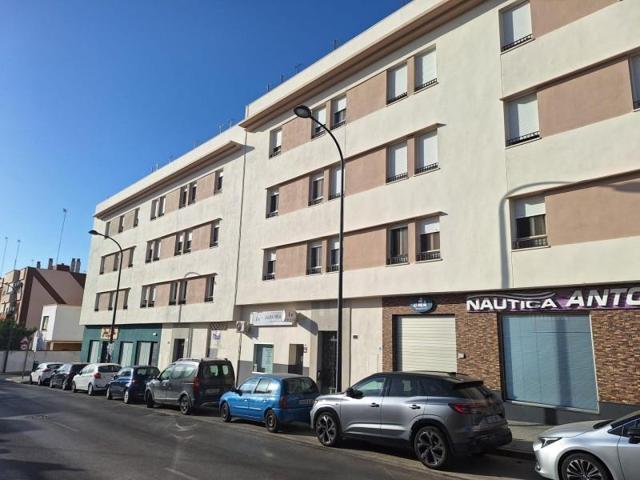 Piso en venta en San Fernando, Cobreros Viejo photo 0