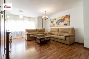 Piso en venta en Jerez de la Frontera, Madre de Dios photo 0