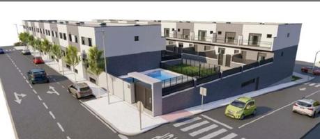 Adosada en venta en Plasencia, Ciudad Jardín photo 0