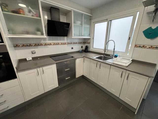 Piso en venta en Burjassot, Burjassot photo 0