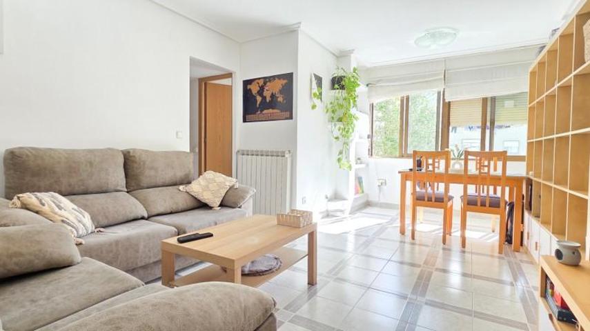 Piso en venta en Coslada, Coslada photo 0