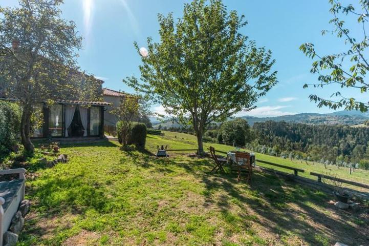 Casa en venta en Pravia, Loro photo 0