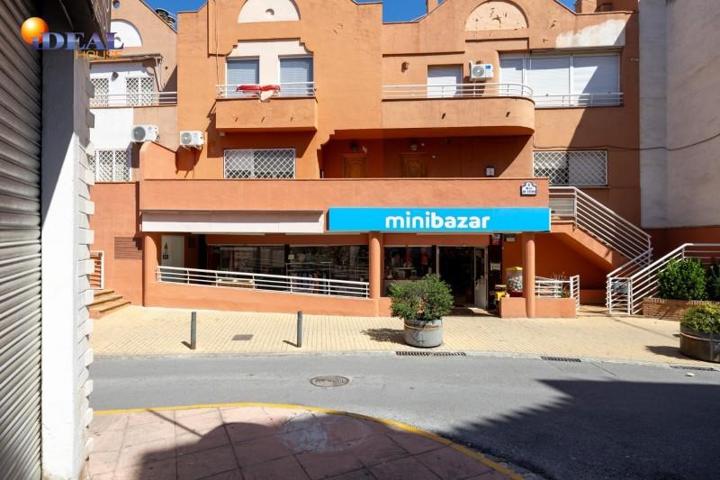 Local comercial en venta en Peligros, Vega de granada zona noroeste photo 0