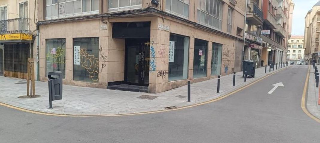 Local comercial en venta en Zamora, Centro photo 0