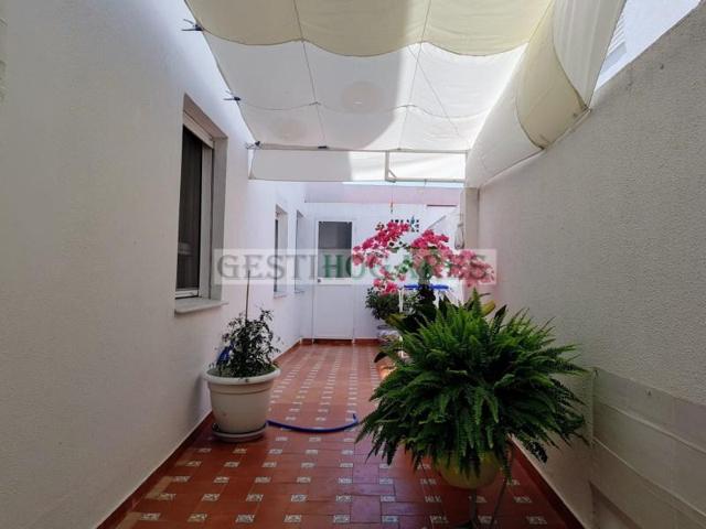Piso en venta en Chiclana de la Frontera photo 0