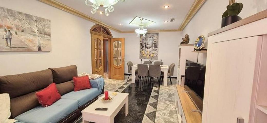 Piso en venta en Elche photo 0