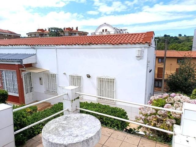 Planta baja en venta en Medio Cudeyo, Solares photo 0