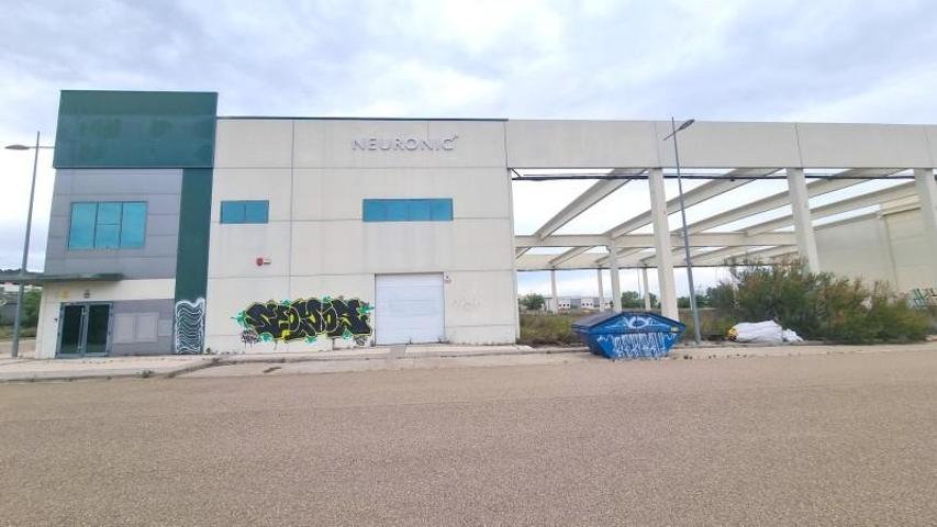 Terreno en venta en La Muela, Centrovia photo 0