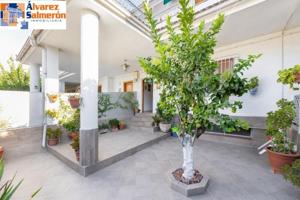 Adosada en venta en Atarfe, Atarfe photo 0