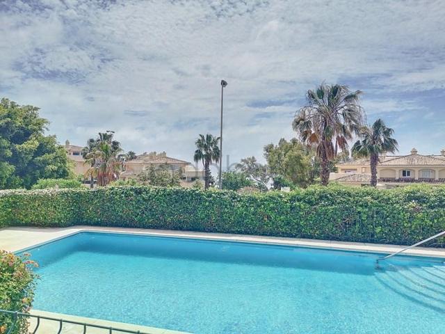 Piso en venta en Benalmádena, Zona Centro Comercial Torrequebrada photo 0