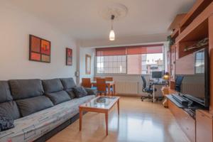 Piso en venta en Barcelona, Sant Martí de Provençals photo 0