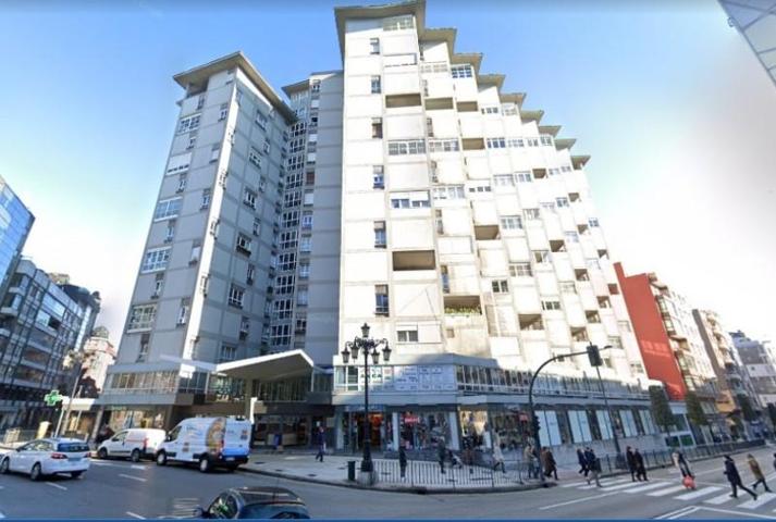 Piso en venta en Oviedo, Oviedo photo 0