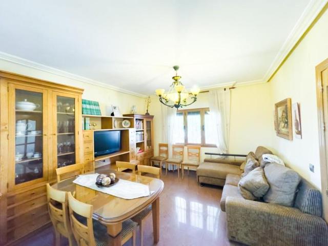 Chalet en venta en Castilléjar, Castilléjar photo 0