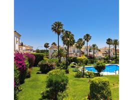 Piso en venta en Estepona, La Resinera photo 0