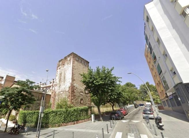 Piso en venta en Castelldefels, Muntanyeta photo 0