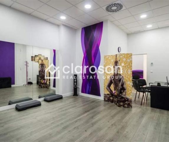 Local comercial en venta en Málaga photo 0
