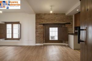 Piso en venta en Granada, Albaicín photo 0