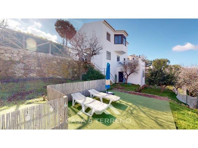 Chalet en venta en Sayalonga photo 0