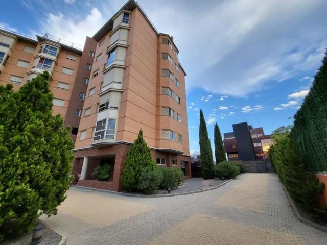 Piso en venta en Madrid, Rejas photo 0
