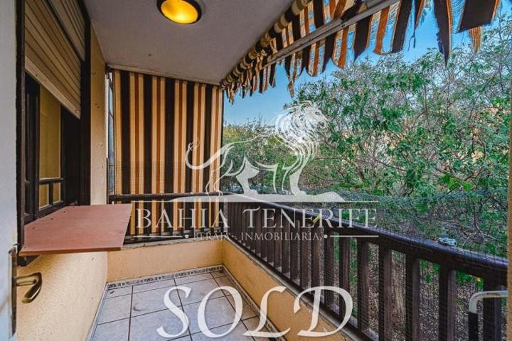 Apartamento en venta en Los Cristianos, Calle Berna, 38650 photo 0