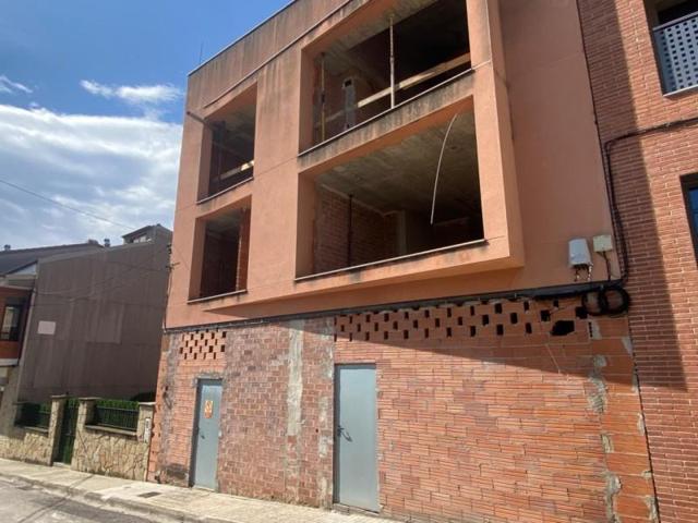 Edificio en venta en Avinyó, Entrada poble photo 0