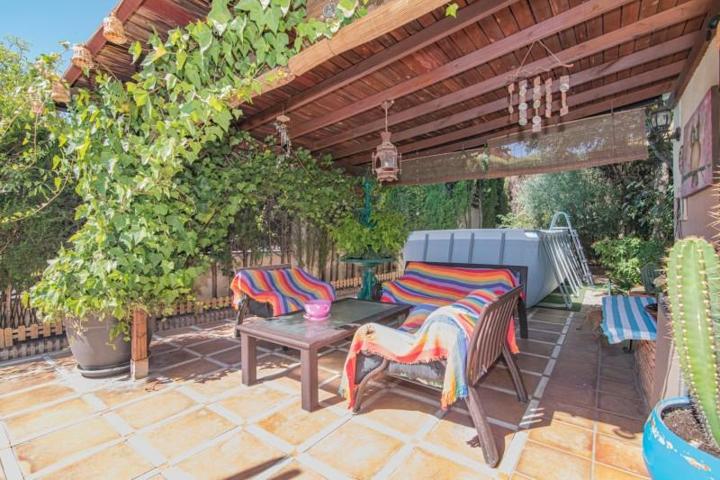 Chalet en venta en Albolote, Albolote photo 0