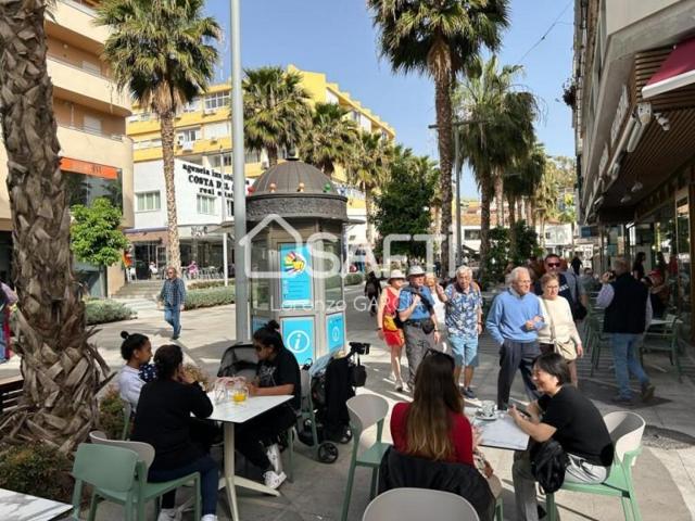 Local comercial en venta en Torremolinos photo 0