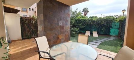 Planta baja en venta en Almería, El Toyo photo 0