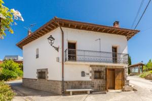 Casa en venta en Arce-Artzi, Lónguida-Longida photo 0